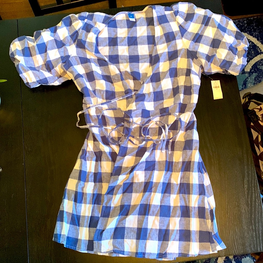 OldNavy NWT blue and white checkered wrap dress, size XS